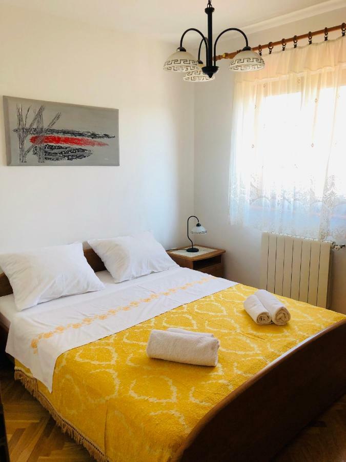 Rosita 1 Apartment โรวีน ภายนอก รูปภาพ