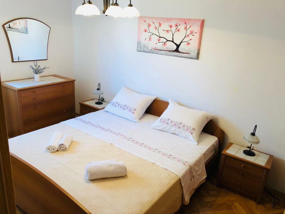 Rosita 1 Apartment โรวีน ภายนอก รูปภาพ