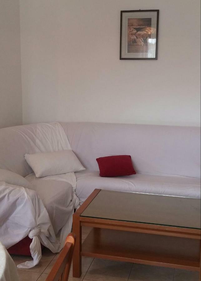 Rosita 1 Apartment โรวีน ภายนอก รูปภาพ